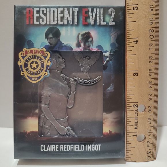 Resident Evil 2 Claire Redfield Metal Card Ingot Limited Edition Official Item - Picture 4 of 5